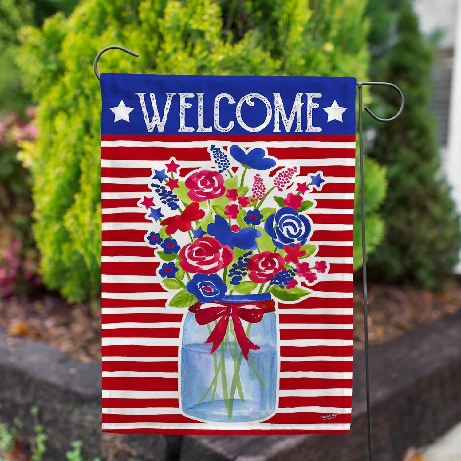 America In Bloom Garden Flag