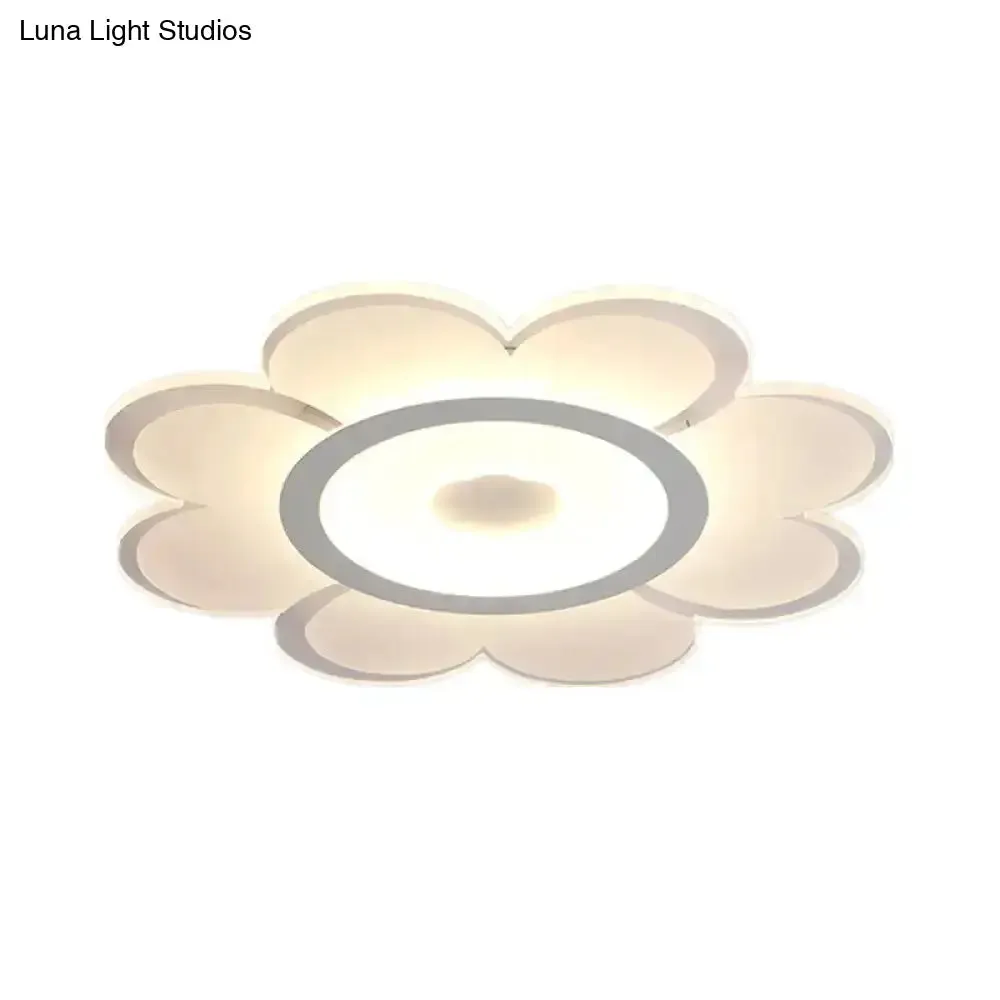 Contemporary Flower Shaped Acrylic Ceiling Light - White LED Flush Mount for Living Room, 8"/19.5"/31" W