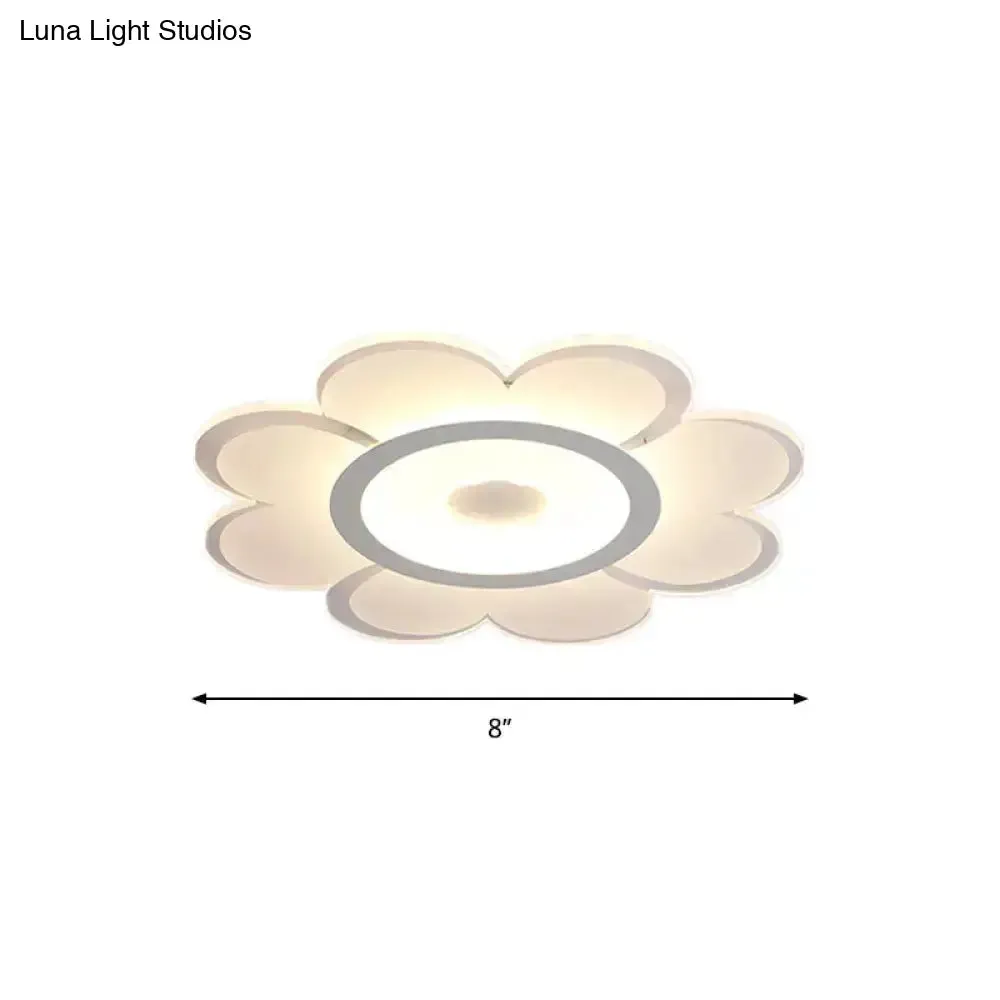 Contemporary Flower Shaped Acrylic Ceiling Light - White LED Flush Mount for Living Room, 8"/19.5"/31" W