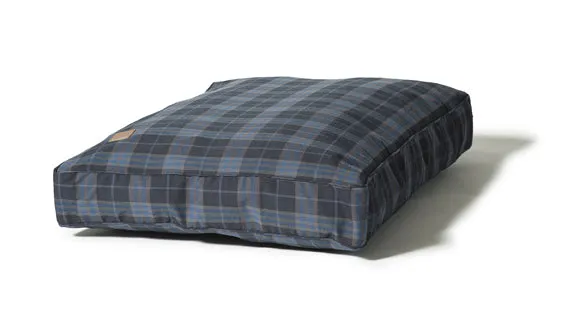 Danish Design Lumberjack Navy-Grey Box Dog Duvets