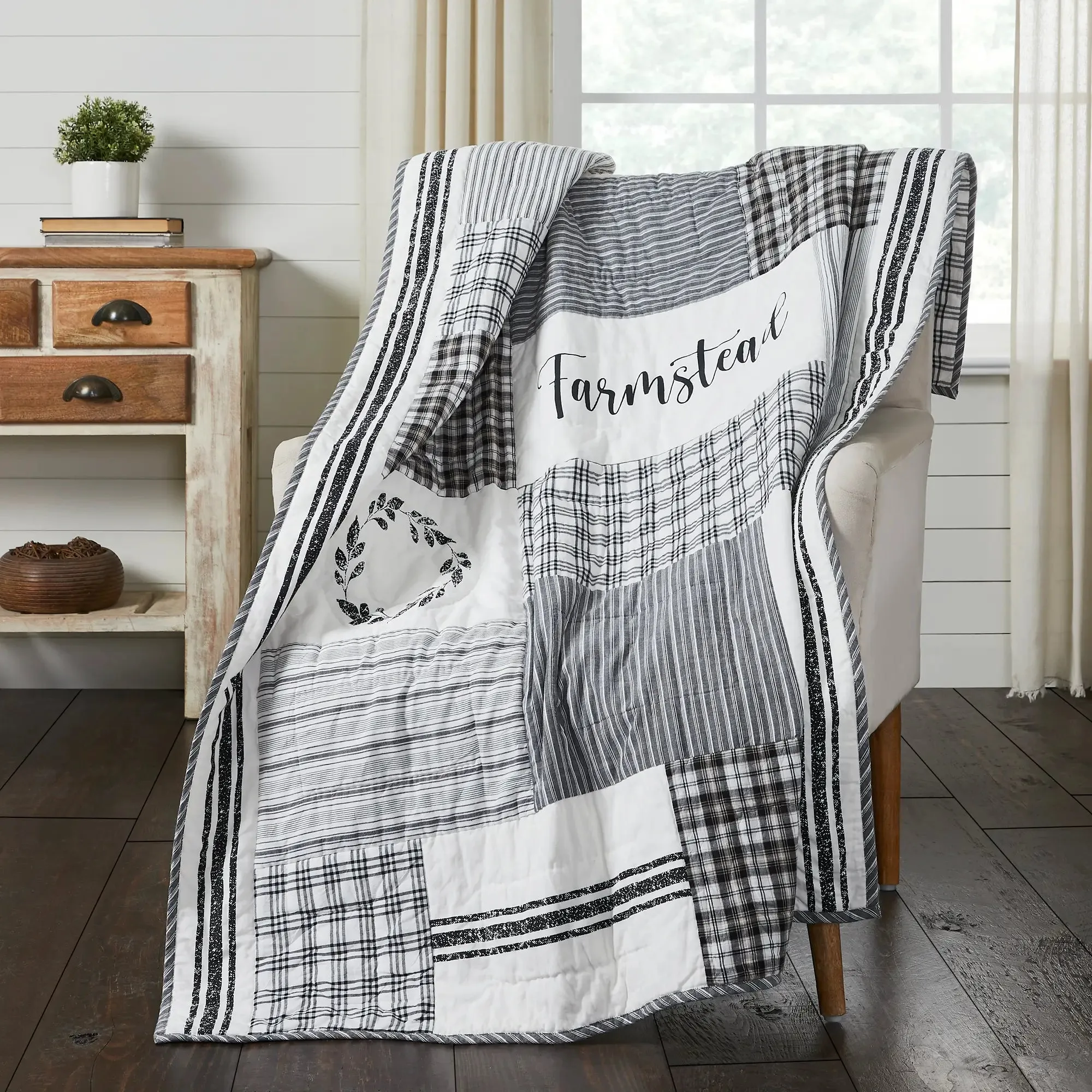 Farmhouse Patchwork Throw Blanket