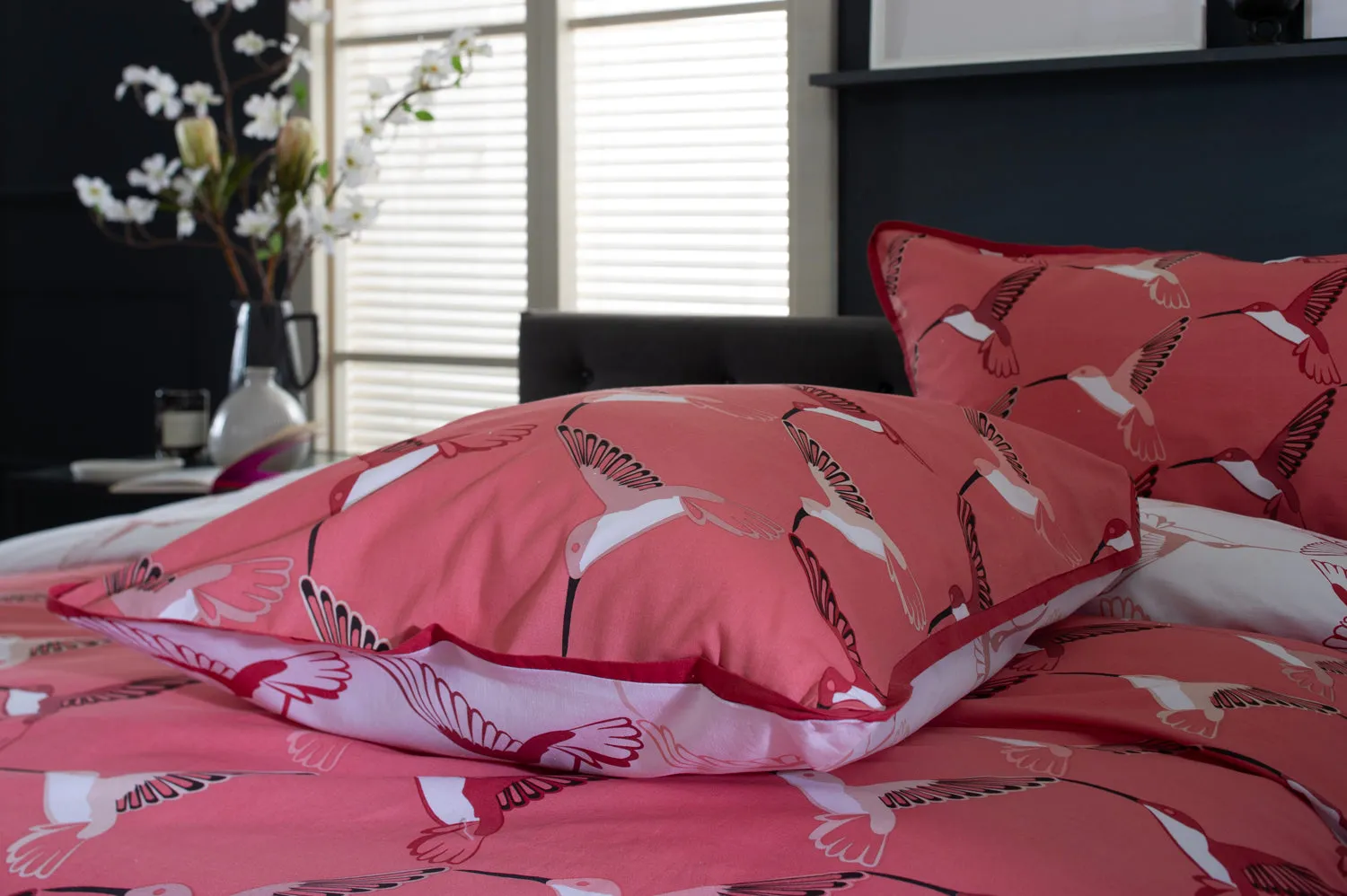 Hummingbird Coral Deluxe Cotton Printed Bedlinen Duvet set