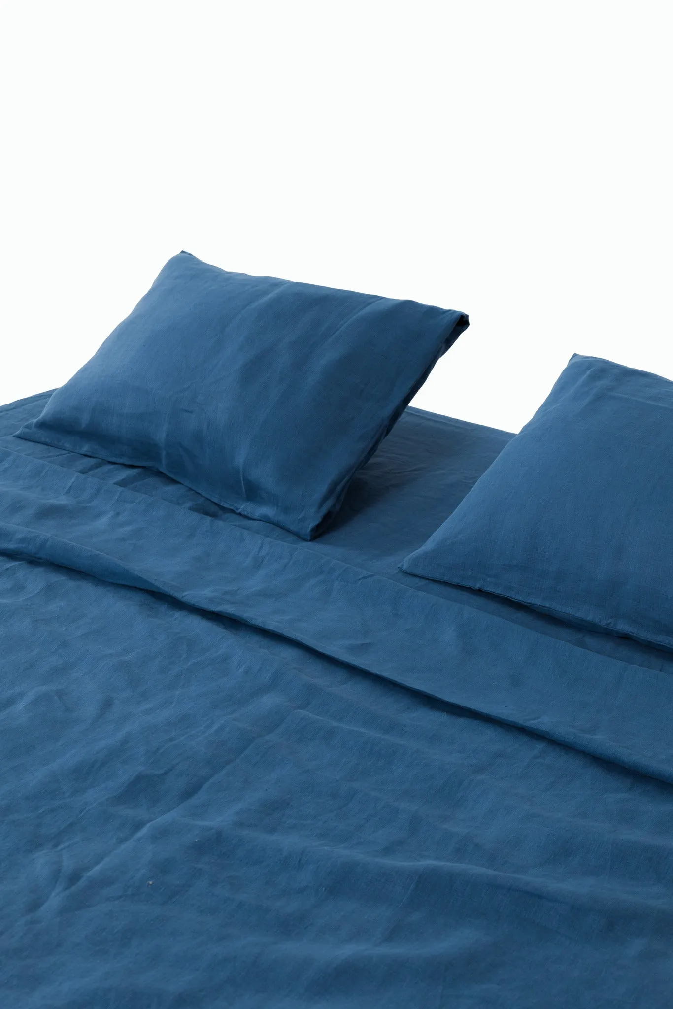 Indigo Linen Bedding Set (4 pcs)