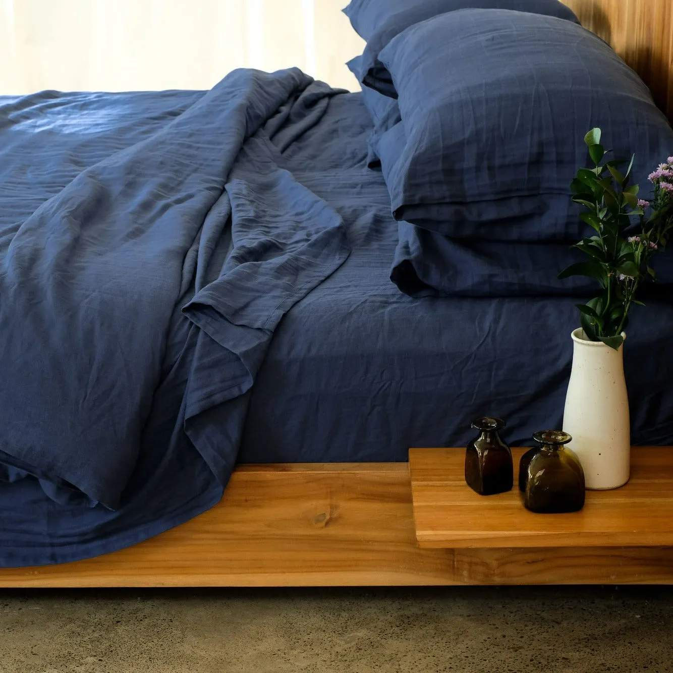 Indigo Linen Bedding Set (4 pcs)