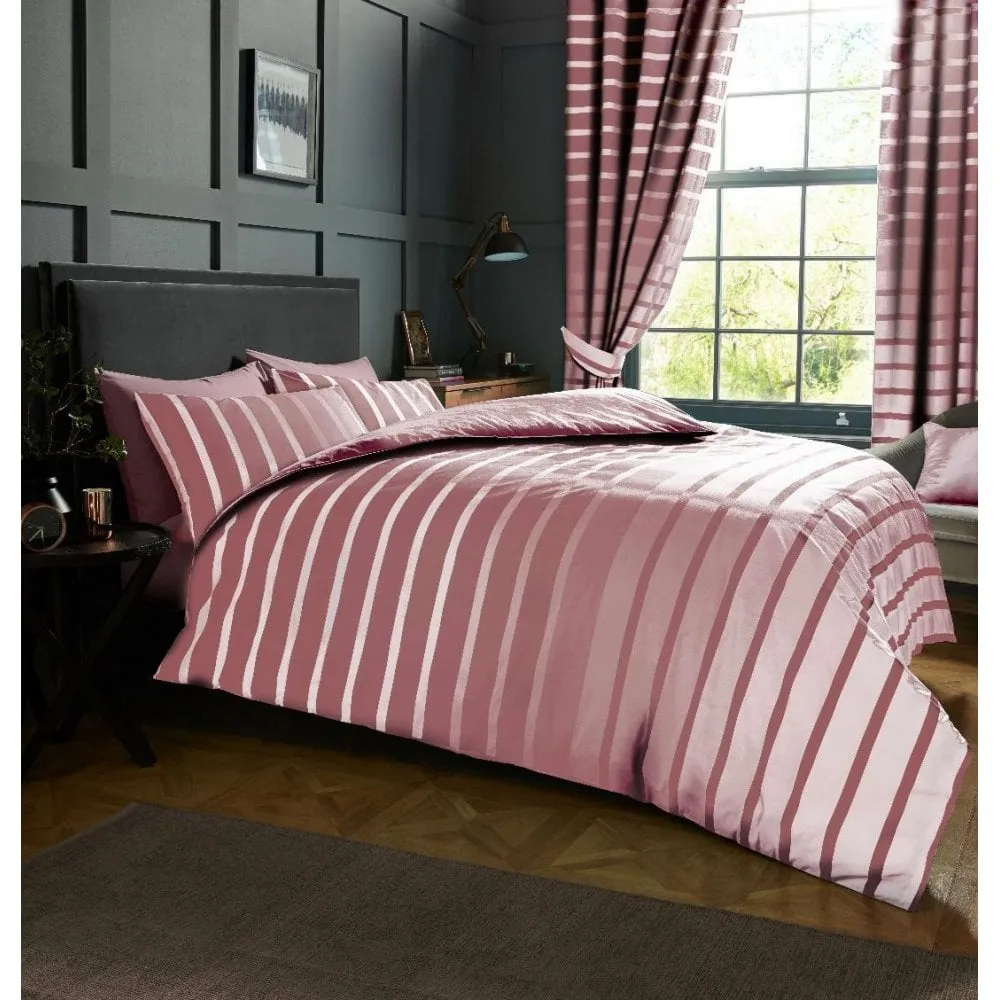 Oscar Duvet Set