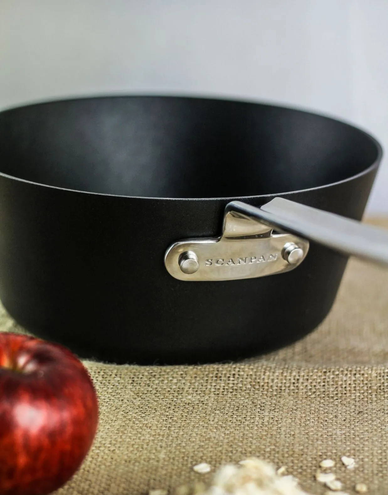 Scanpan TechnIQ Windsor Non-Stick 22cm Saucepan