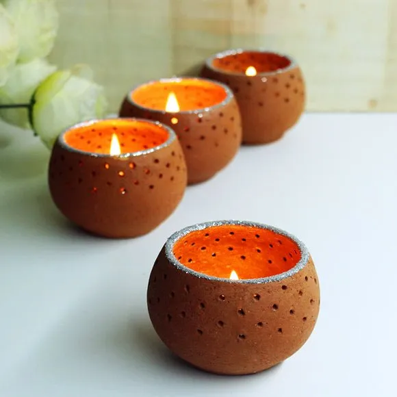 Terracotta Pot Dome Candle Holders | Set of 4   4 Complimentary Candles