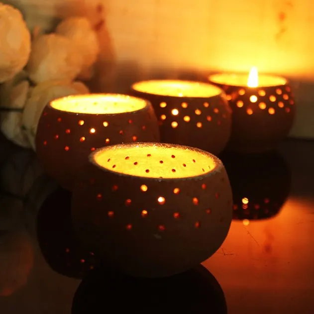 Terracotta Pot Dome Candle Holders | Set of 4   4 Complimentary Candles