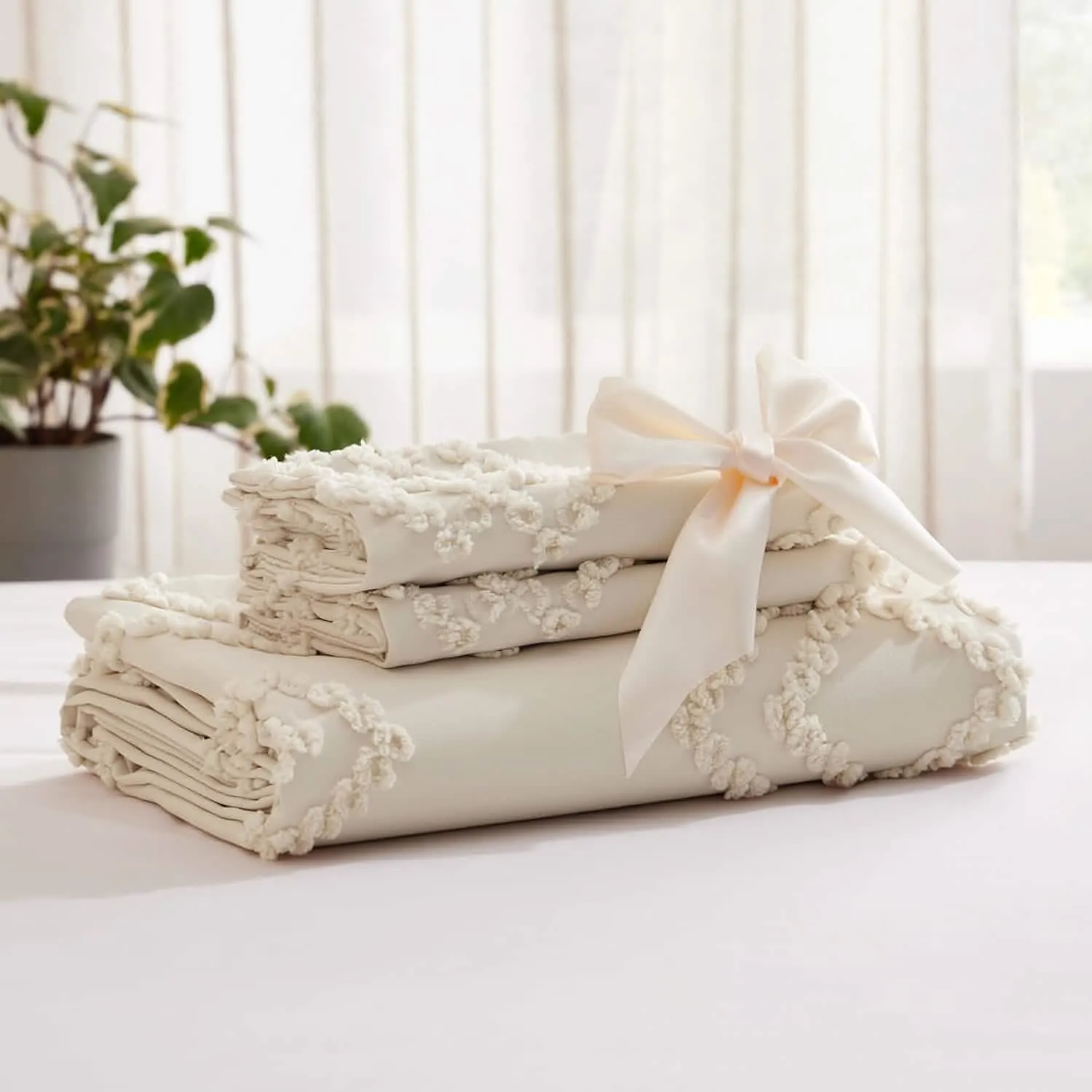 Tufted Embroidery Duvet Cover Set