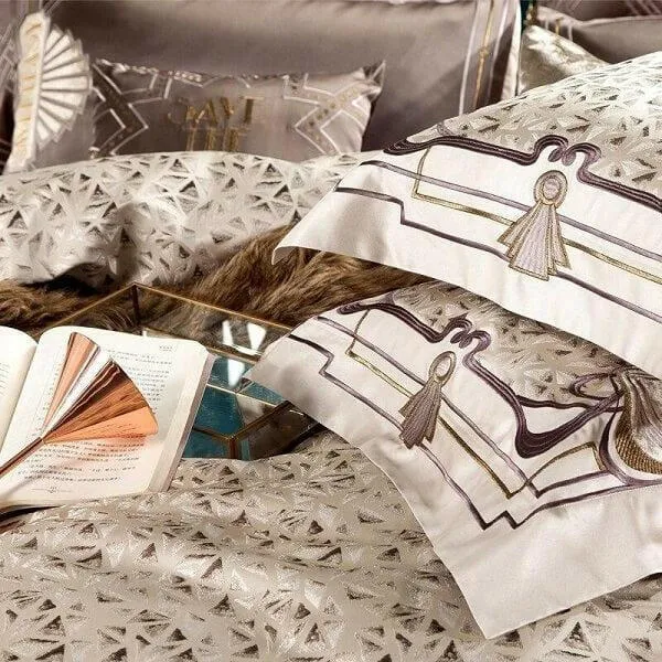 Venora Luxury Jacquard Duvet Cover Set