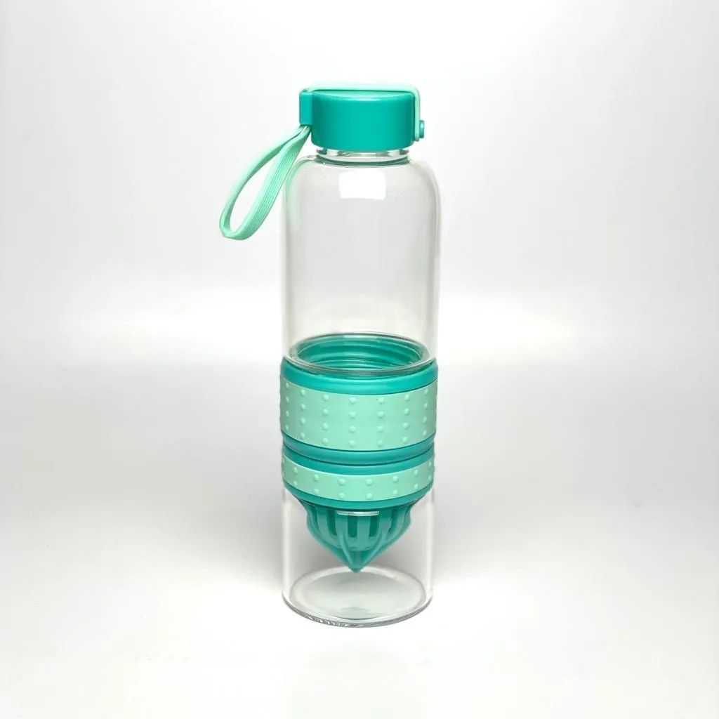 Water Bottle With Citrus Squeezer